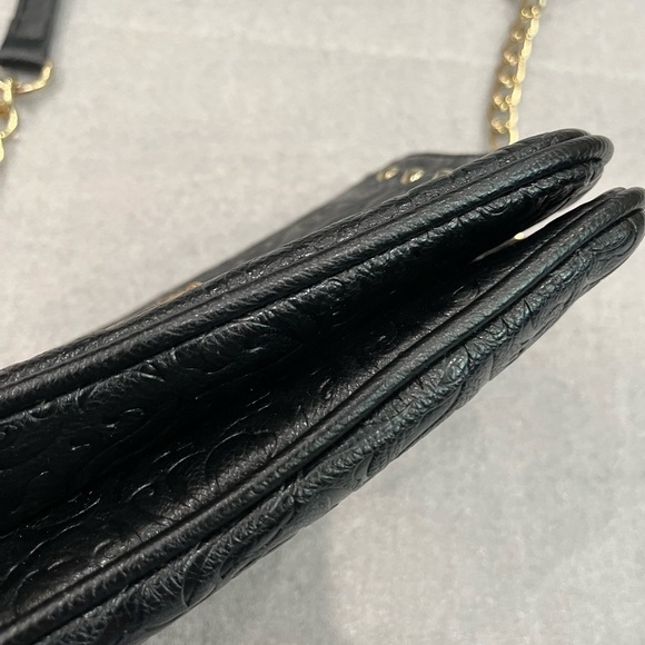 Guess Embossed Black Faux Leather Studded Crossbody Bag Jaguar - Picture 3 of 15